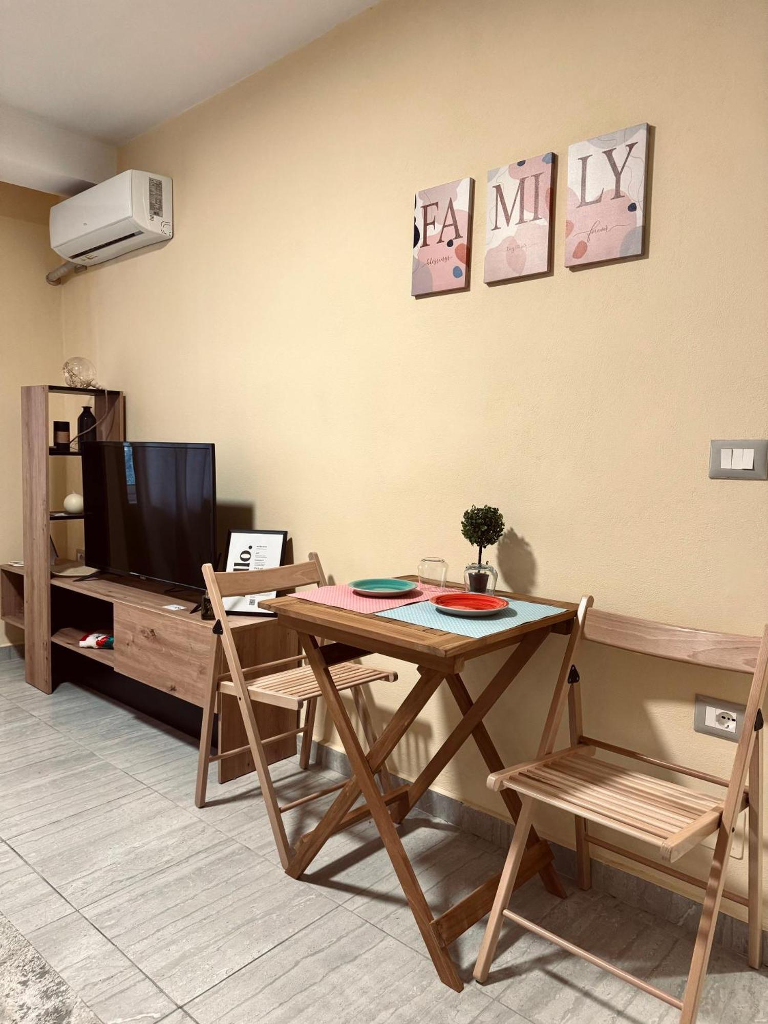Urban Apartment In Blloku ติรานา ภายนอก รูปภาพ