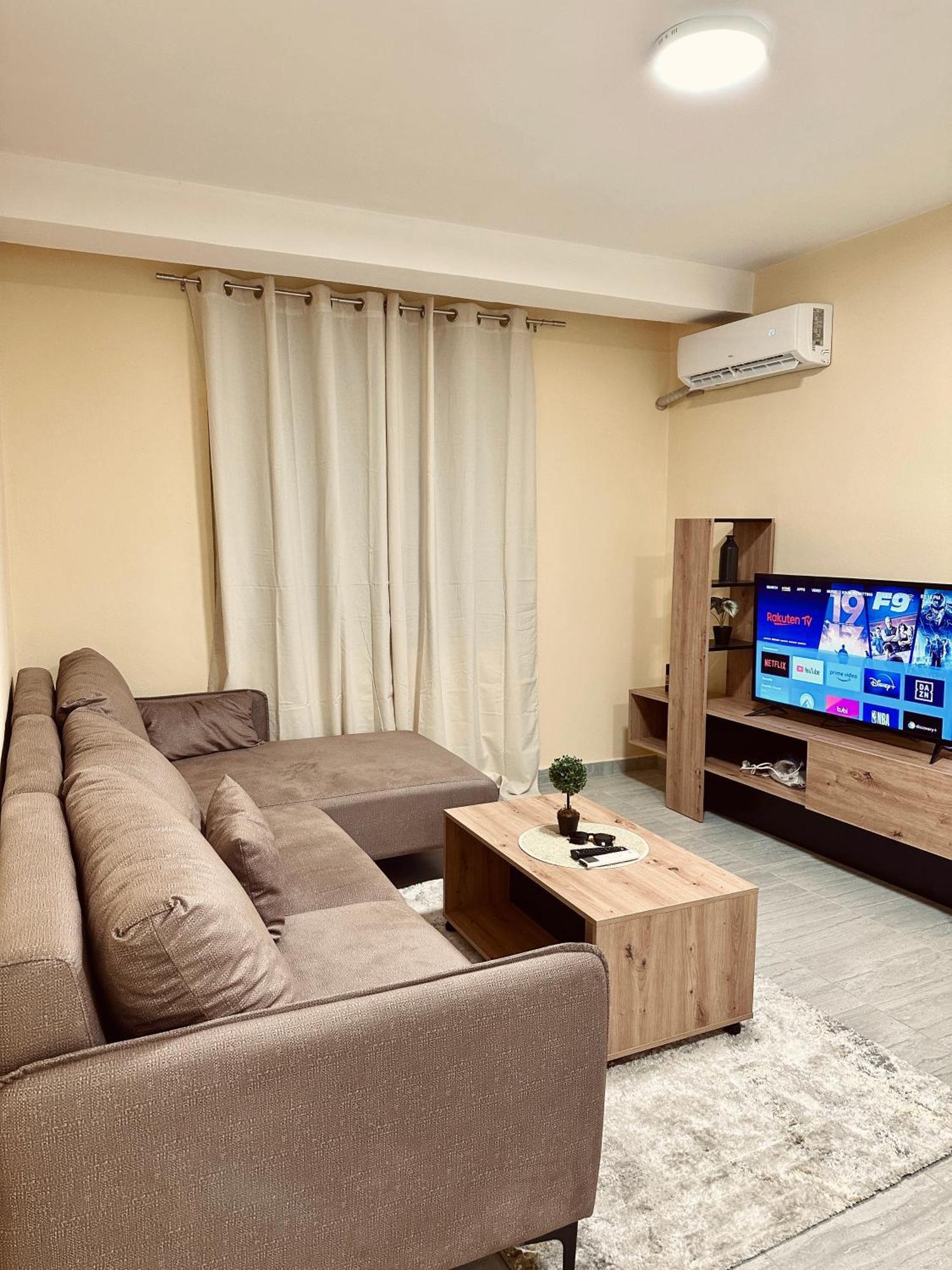 Urban Apartment In Blloku ติรานา ภายนอก รูปภาพ