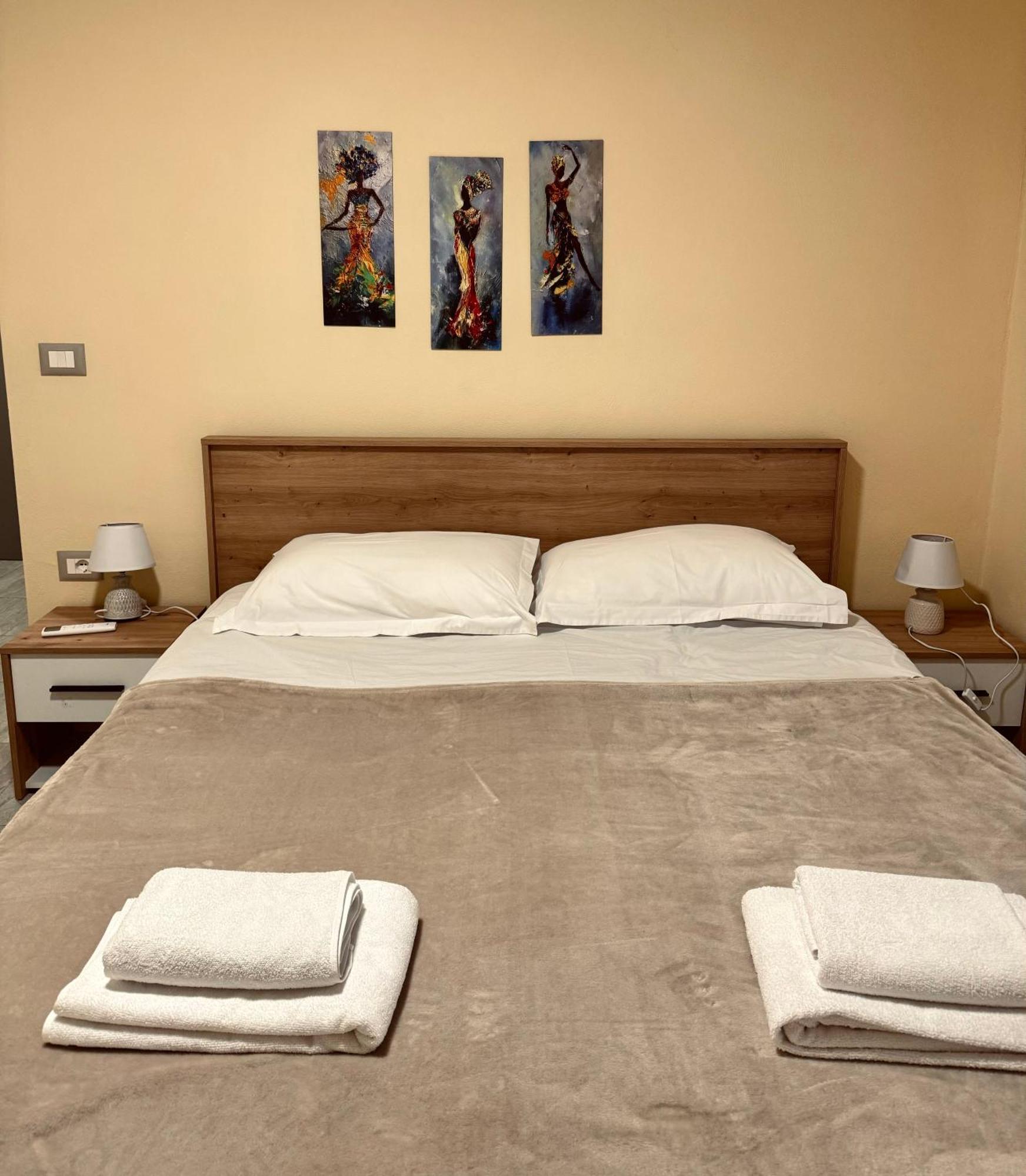 Urban Apartment In Blloku ติรานา ภายนอก รูปภาพ