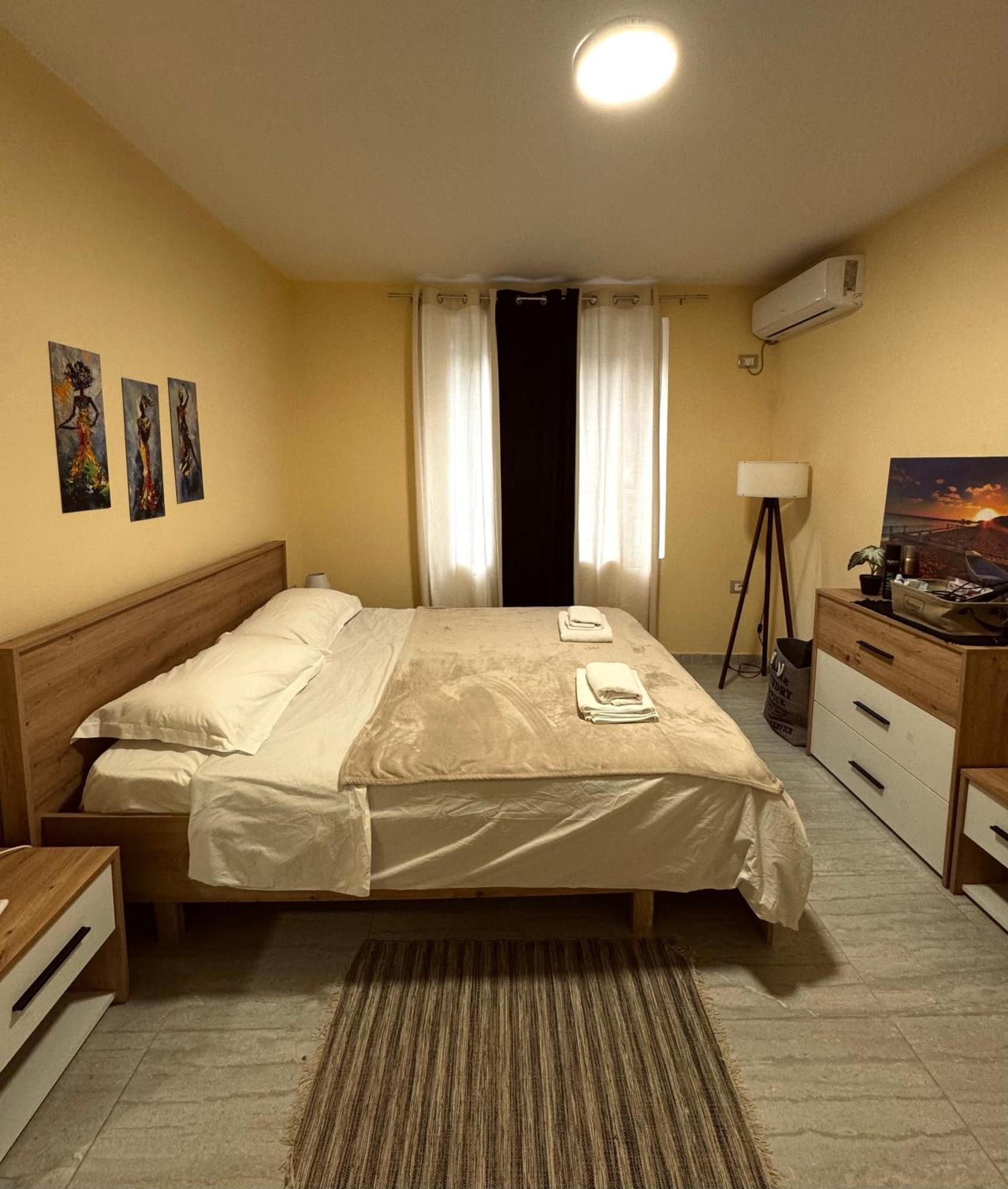 Urban Apartment In Blloku ติรานา ภายนอก รูปภาพ